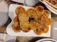 -老码头黑皮肘子锅包肉熏酱水饺(文政街店)