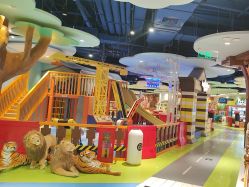 -MELAND CLUB亲子乐园•派对(虹桥万象城店)