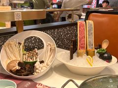 -洪氏嗨捞·猪肚鸡火锅(阳光天地店)