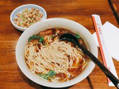 -李先生牛肉面大王(济南火车站候车室店)