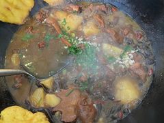 -70後铁锅炖(坡博总店)