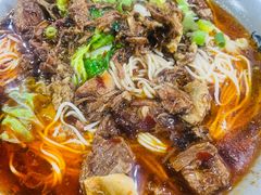 红烧牛肉面-丁丁猫重庆小面(徐州路店)