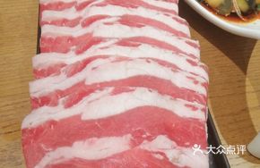 Fatty Beef Rolls with Fragrant Herbs
