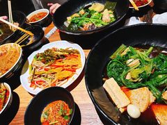 -万记麻辣烫国展总店