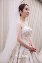 -Lady  Jane高端婚纱礼服馆