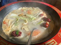 阿巴郎·牦牛肉汤锅-四姑娘山阿巴郎·藏式花园餐厅