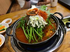 -喇喇排骨火锅·传统韩式脊骨汤(望京西园总店)