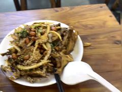 -萍姨抻面馆·鸡架冒菜(清湖店)