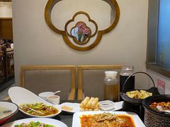 -万重锦·人文川菜馆(骡马市店)