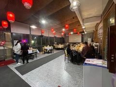 大堂-恋拐子油爆虾·家常菜