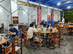 -章记正宗南岗鱼蛋火锅