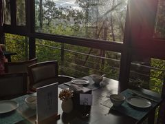 -七彩云南古滇温泉山庄