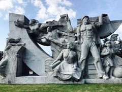 景点-上海市龙华烈士陵园