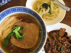 -沪西老弄堂面馆(定西路店)