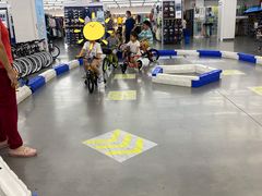 -迪卡侬(燕山店)