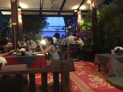 -Dash Teak House