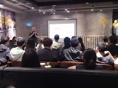 -星巴克(上海虹桥南丰城办公楼店)