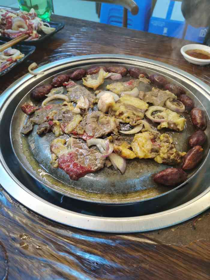 鹤城烤肉-"终于去了鹤城烤肉.吃的这家是路桥总店z也.