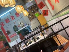 -巴卤社老火锅(财富店)