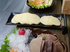 -湊湊火锅·茶憩(打浦桥日月光店)