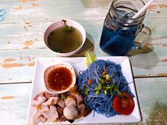 -蝶豆花蓝面条