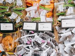 -来伊份(仙霞路二店)
