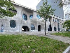 -证大喜玛拉雅中心