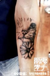 -鬼手纹身小鬼店