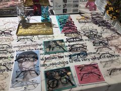 -肆兮眼镜·蔡司·徕卡战略合作店(大坪店)