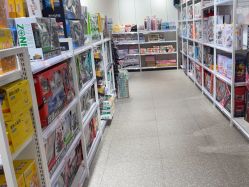 -嗨本可潮玩仓(大兴大悦春风里店)