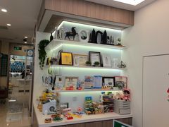 -维乐口腔(美维云门诊陆家嘴店)