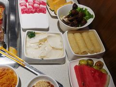 -海底捞火锅鲜切牛肉主题店(长寿路店)