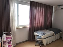 -南京健丽·去眼袋医疗美容机构