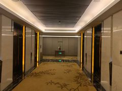 -中山利和希尔顿酒店