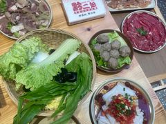 -黔二妞地摊火锅(龙华清湖店)