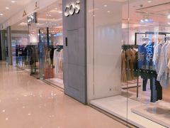 -COS(月星环球港店)