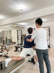 -无界瑜伽普拉提