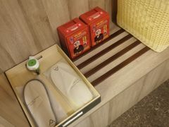 -西安大雁塔科技大学地铁站亚朵酒店