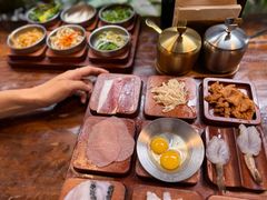 -银米·云南传统过桥米线(双廊黑金冠店)