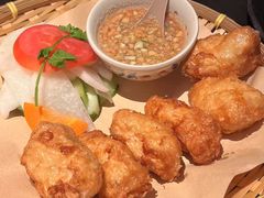 -大头虾越式风味餐厅(光明广场店)