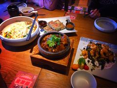 -云海肴·汽锅鸡·云南菜(天山百盛优客店)