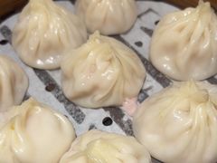 -馋三尺蟹粉小笼(人民广场店)