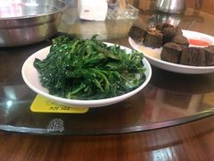 -芦茨金富饭庄·25年老字号·专做稻草鸡