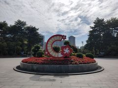 -英雄广场