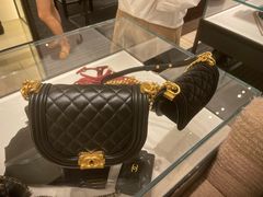 -CHANEL(恒隆广场店)