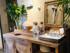 -HIGH FIVE哈福手工汉堡(桂林路店)