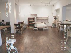 大堂-MAISON门前杂货店