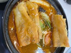 -锅神麻辣烫