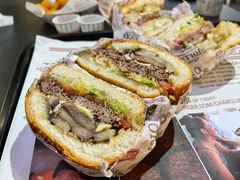 -The Habit Burger Grill 哈比特汉堡(爱琴海店)