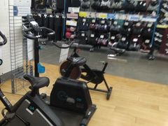 -迪卡侬(金龙湖店)